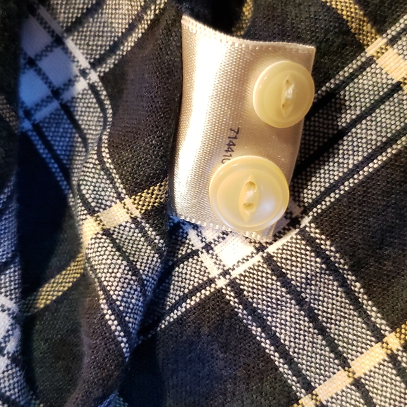 St. John’s Bay Vintage Flannel Long Sleeved Button Down/Up Shirt - Picture 5 of 7